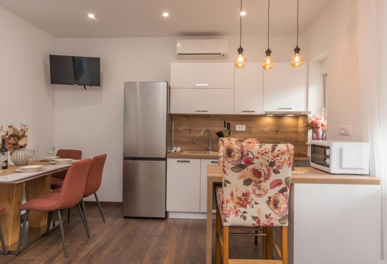 Apartments Amaris Biograd Na Moru Eksteriør billede