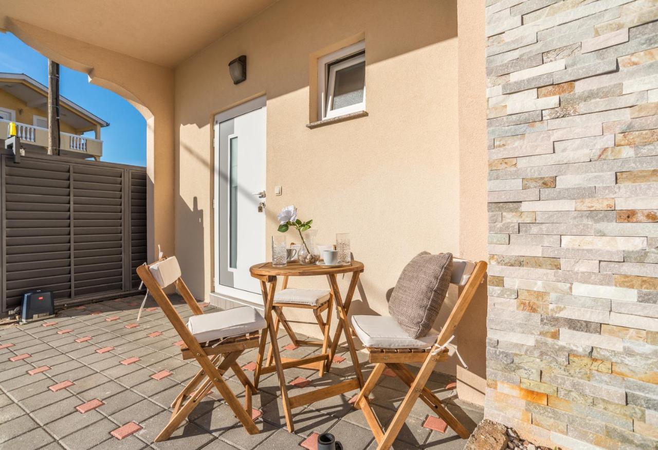 Apartments Amaris Biograd Na Moru Eksteriør billede