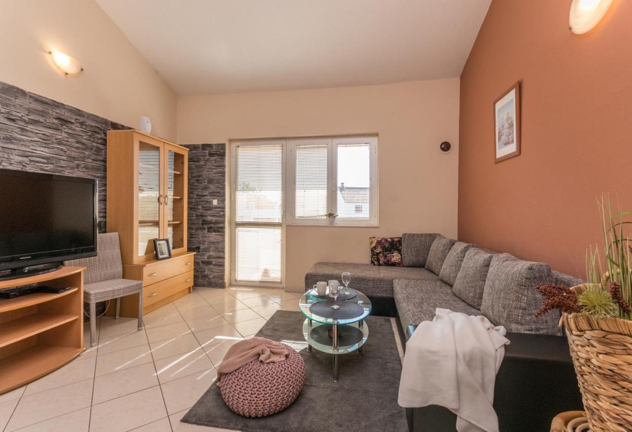 Apartments Amaris Biograd Na Moru Eksteriør billede